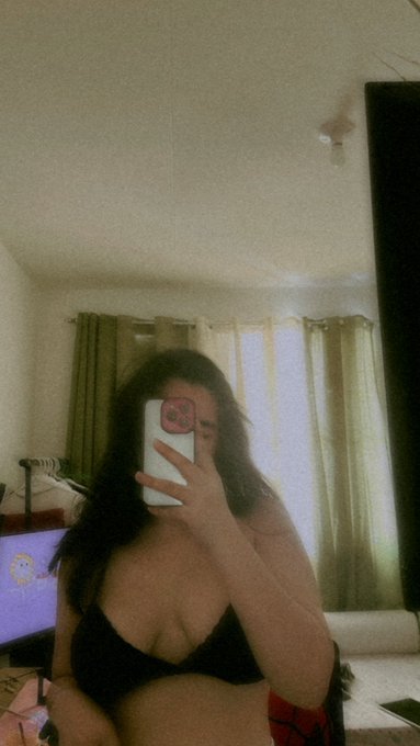 saturday blues.. 🌧️ https://t.co/XIRxixNGu6