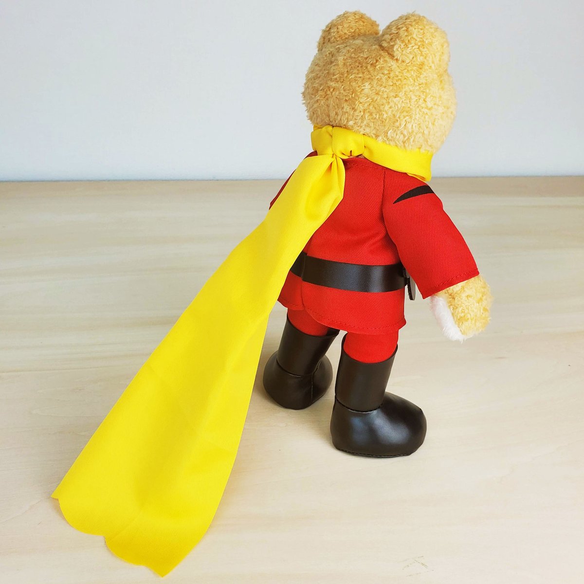 NewsPickles's tweet photo. サイボーグ009とかえるのピクルスの、石巻限定スペシャルコラボアイテム！
骨入りボディでポーズが付けられるポージングぬいぐるみが登場です。

●サイボーグ009×かえるのピクルス　ポージング
3,850円（税込み）
※お一人様1点まで
※売り切れ次第、販売終了となります。 https://t.co/nueP3cU5ZR
