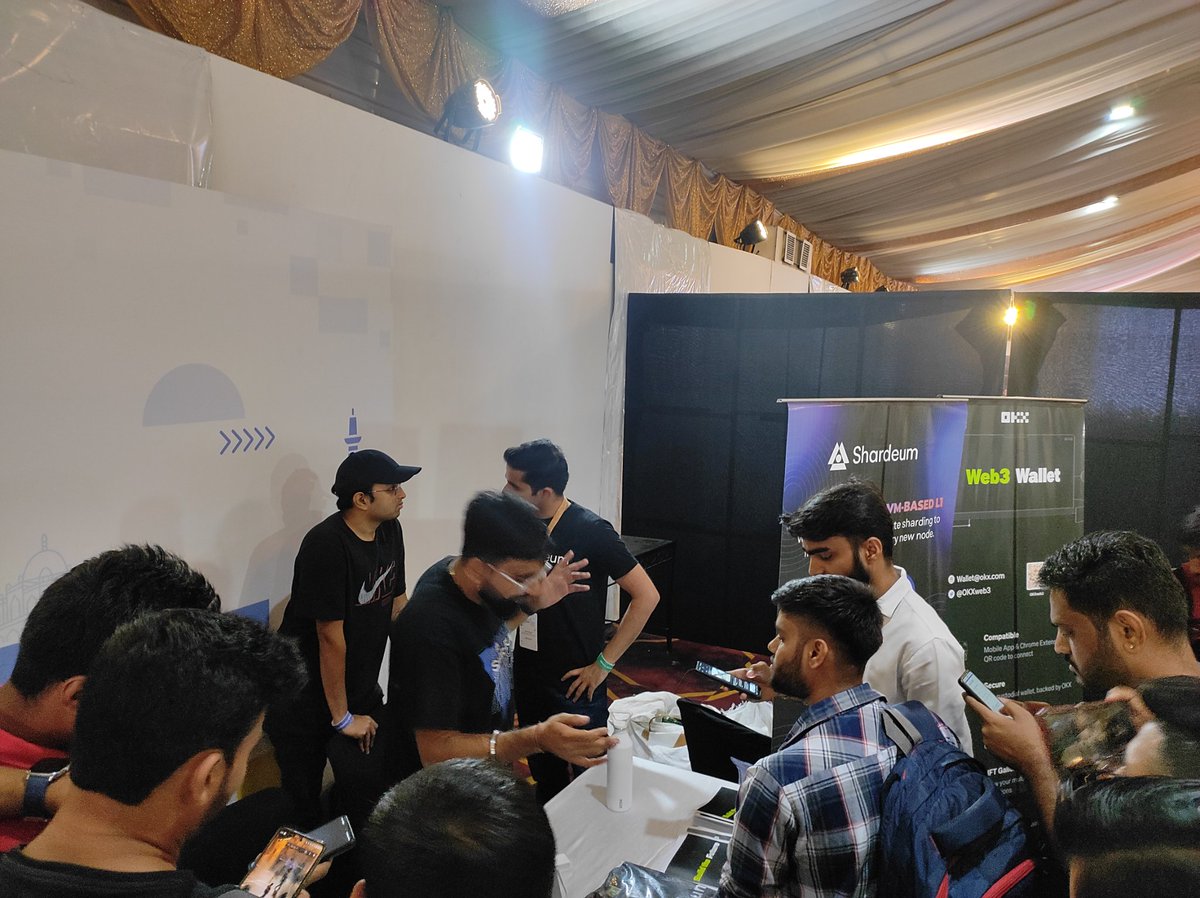 akashmaityone's tweet photo. Delighted to have learned more about @shardeum, @okxweb3, and #ProofOfCommunity while visiting the #Shardeum booth at Devfest @gdg_nd! 🌟

 #Blockchain #Devfest https://t.co/wM2XPCJlC2