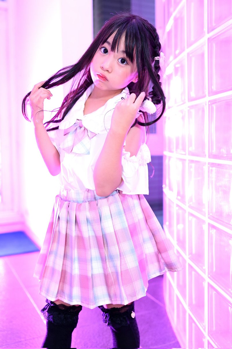s07190222's tweet photo. 2023年9月17日 東京アイドル劇場 高田馬場②
#ゆな
#7piece
#天使
#エース
#凰
#ポートレート
#アイドル
#モデル
#Godox
#3灯 https://t.co/8WMvDiUZh8