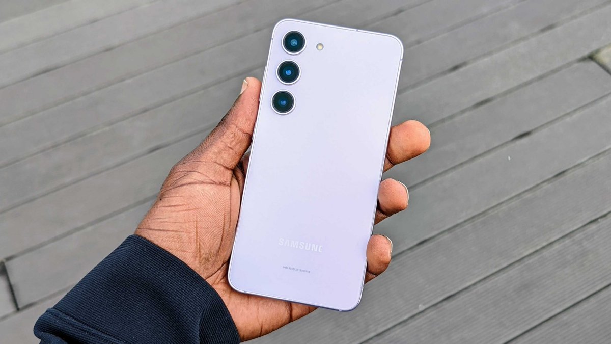 aivanet's tweet image. #News #Android #Android43 Samsung takes a leaf out of Google’s Tensor book for Exynos 2400 comeback dlvr.it/Sx6NMT