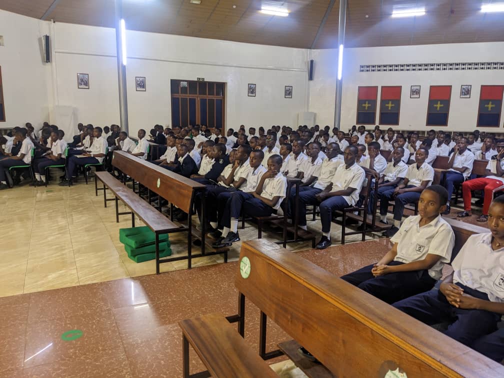 IFAKDONBOSCO's tweet photo. This Friday, 06 October 2023, IFAK Students and Staff gathered in the Holy Mass to thank God. In his homely Father Jean Claude Asifiwe, the Dean of Discipline, reminded the students To Put God First In Everything. https://t.co/xowpxhSOKo
