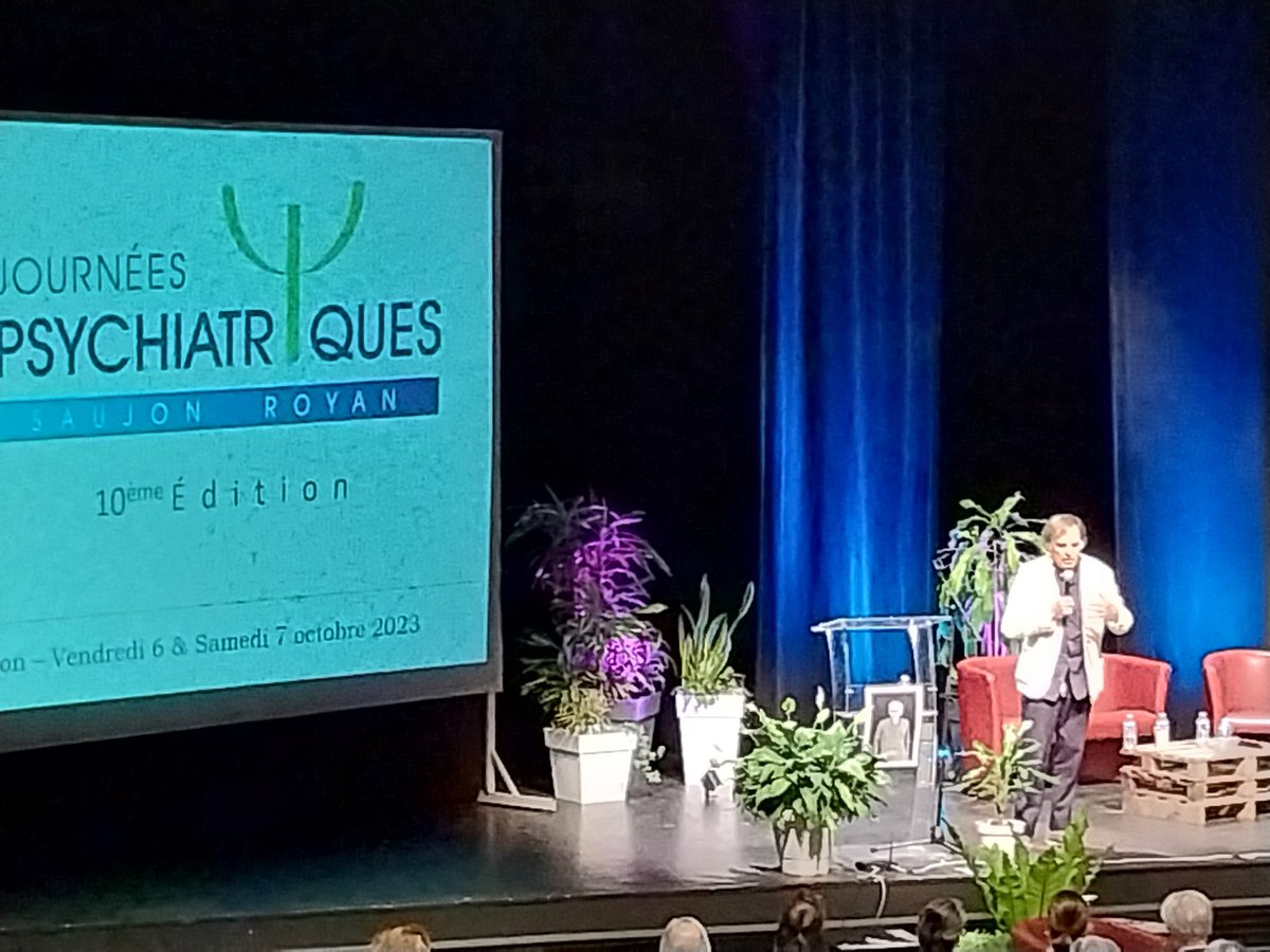 ChristopheSicot's tweet image. Merci au Docteur Olivier Dubois pour son invitation &amp;amp; à Gilbert Thuleau : 
[journées psychiatriques-#Saujon] Conférence "comprendre l’adolescent" avec le #pédopsychiatre 
Marcel Rufo et le #psychiatre Bruno Millet en présence de nombreux élus @SMarcilly
Présidente @departement17