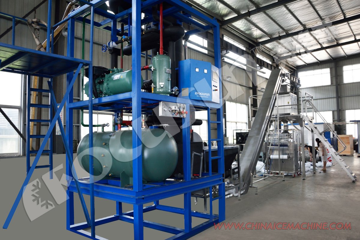 emonum328's tweet image. #Focusun Machine à glaçon en tube, capacité de production 15 tonnes par jour + Machine d'emballage automatique ;
🧊🍹L'ensemble du processus de production est hautement automatisé,  ce qui permet d'économiser du temps et de réduire les coûts de main-d'œuvre.
#icemachinefactory