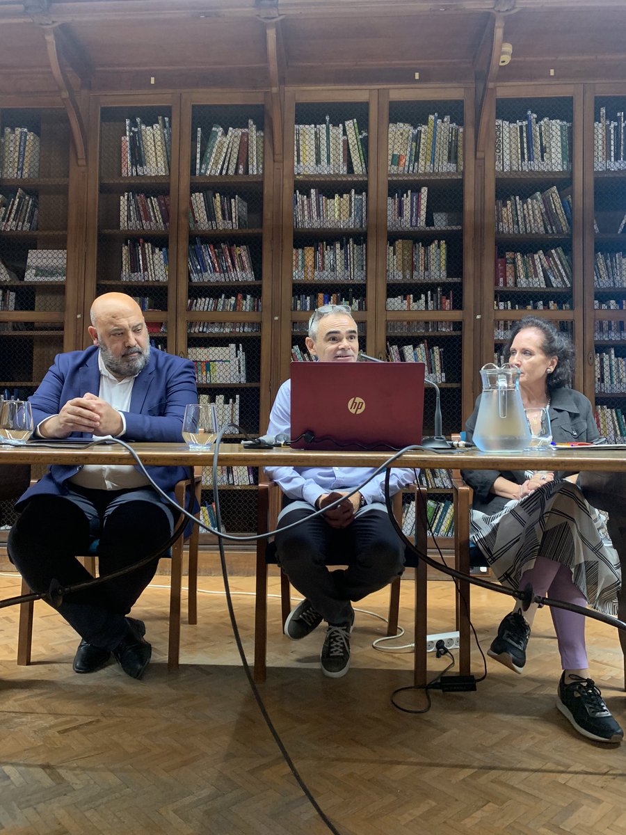silvanagsm's tweet photo. Gràcies a la curiositat i perseverança d’en Tomeu Fiol @RefugisPalma tenim a les nostres mans l’Atles dels refugis antiaeris de Palma. 
Un llibre que ens mostra la Ciutat amagada i que suposa una fita important per difondre i recuperar el Patrimoni soterrat de Palma. https://t.co/g2lL3dHzzr