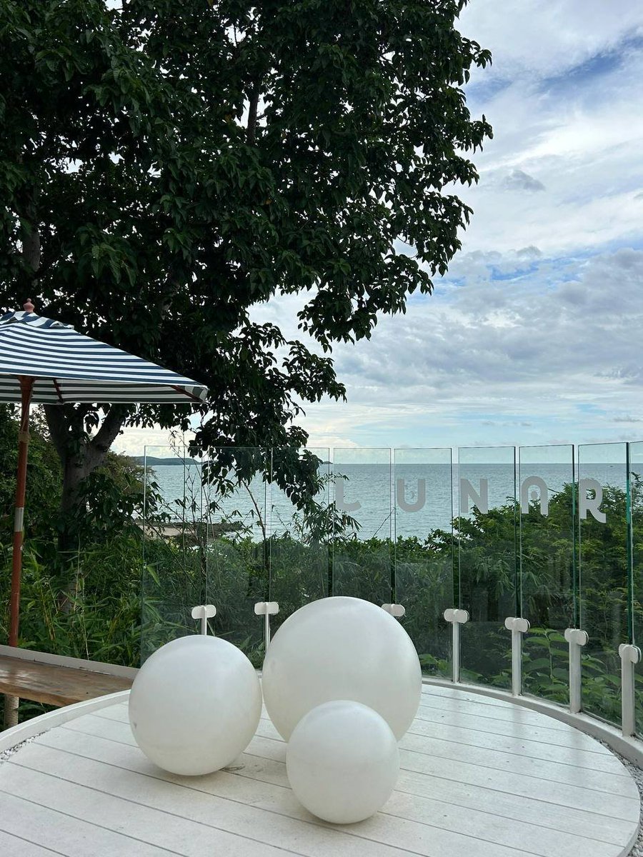 cheese19881's tweet photo. #seaviewrestaurant https://t.co/8SpW3nNJMp