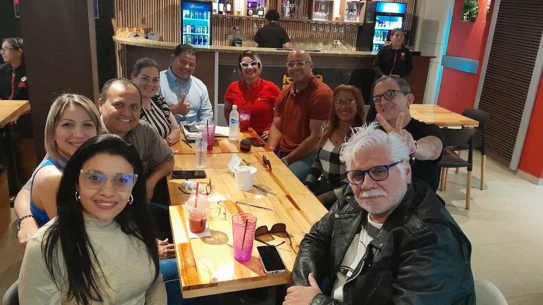 Periodistas y Locutores de Ciudad Ojeda. Con La Caminata Rosa 2023
Próximo 19 de Octubre, 5:00pm . Punto de Partida Plaza Alonso.
Organizado por la Fundación Divino Niño <a href="/FDN_CiudadOjeda/">FundaciónDivinoNiño</a> 
No al Cáncer de Mamá! 
#OctubreRosa #noalcancerdemama #tocateparaquenotetoque