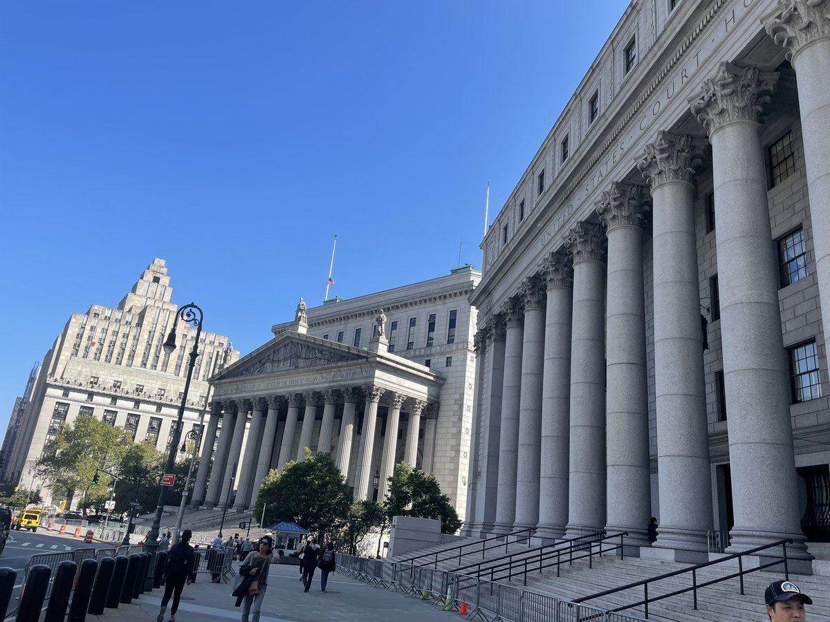 Claire Rowles tweet media