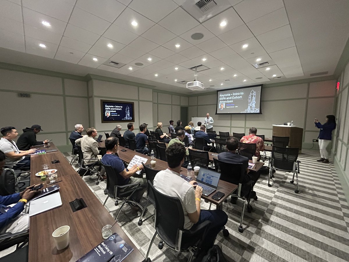 HammerToe's tweet photo. Well Las Vegas, it’s been a blast. Until next time! Great work by the @web3ESPA and #FILVegas @FilFoundation teams for great events. Lots of amazing discussions with people building on @Filecoin. https://t.co/WMvqY6Nx9K