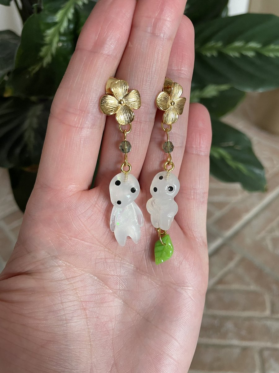 Nos jolies boucles d’oreilles Kodama 🍀🍀