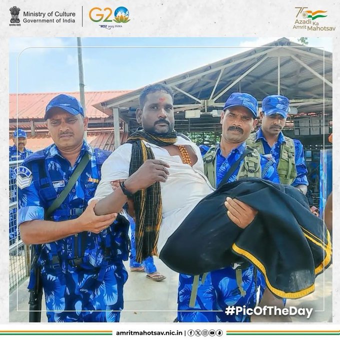 KumarVishwashji's tweet photo. Sending heartfelt wishes to the courageous warriors of #RAFDay Rapid Action Force
on their #31YearsOfExcellence #RAFRaisingDay https://t.co/E1LmlfPrNF