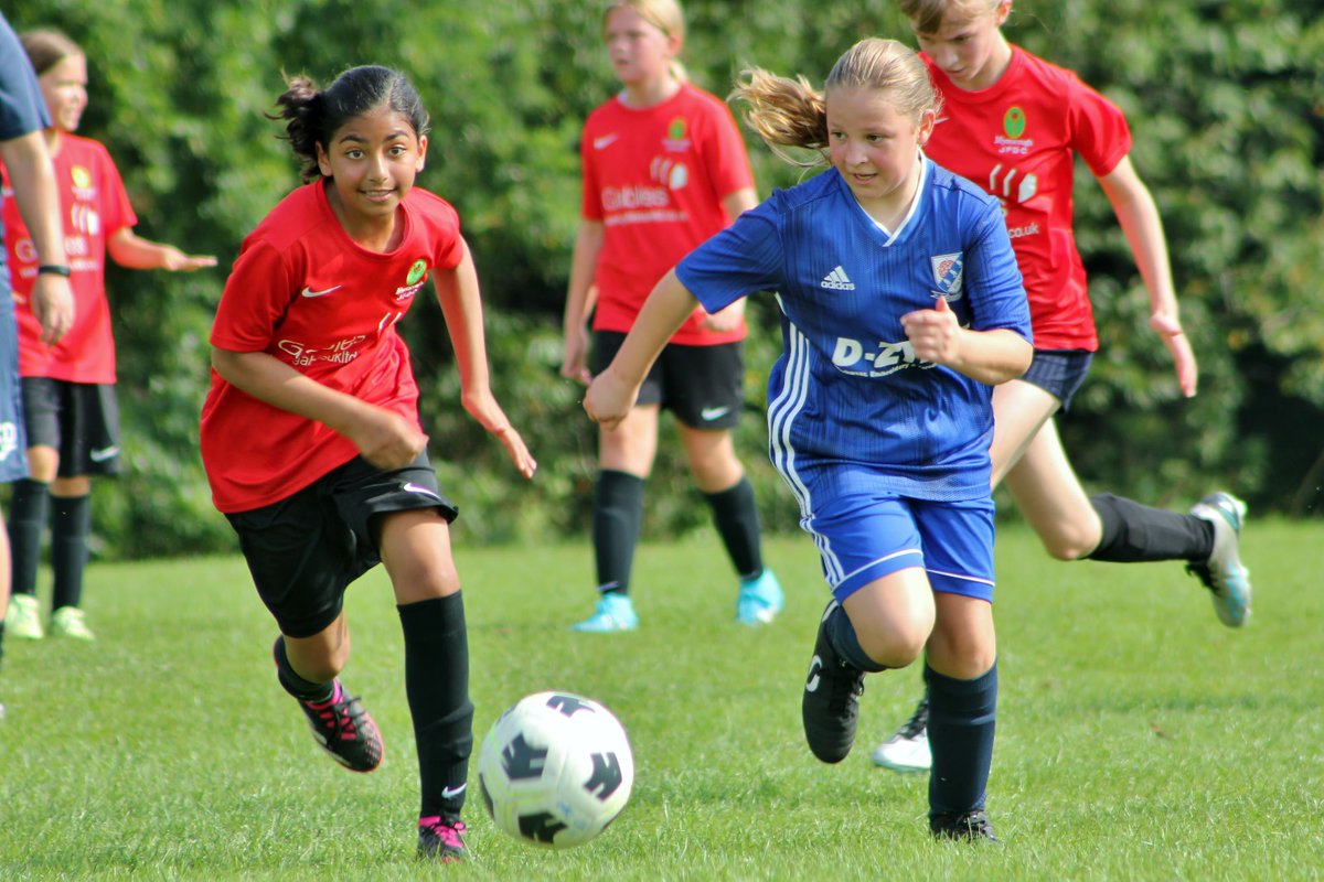 New season, new team, No11 and playing in Centre Midfield and scoring the equalising goal. Go Lydia, enjoy , love Dad