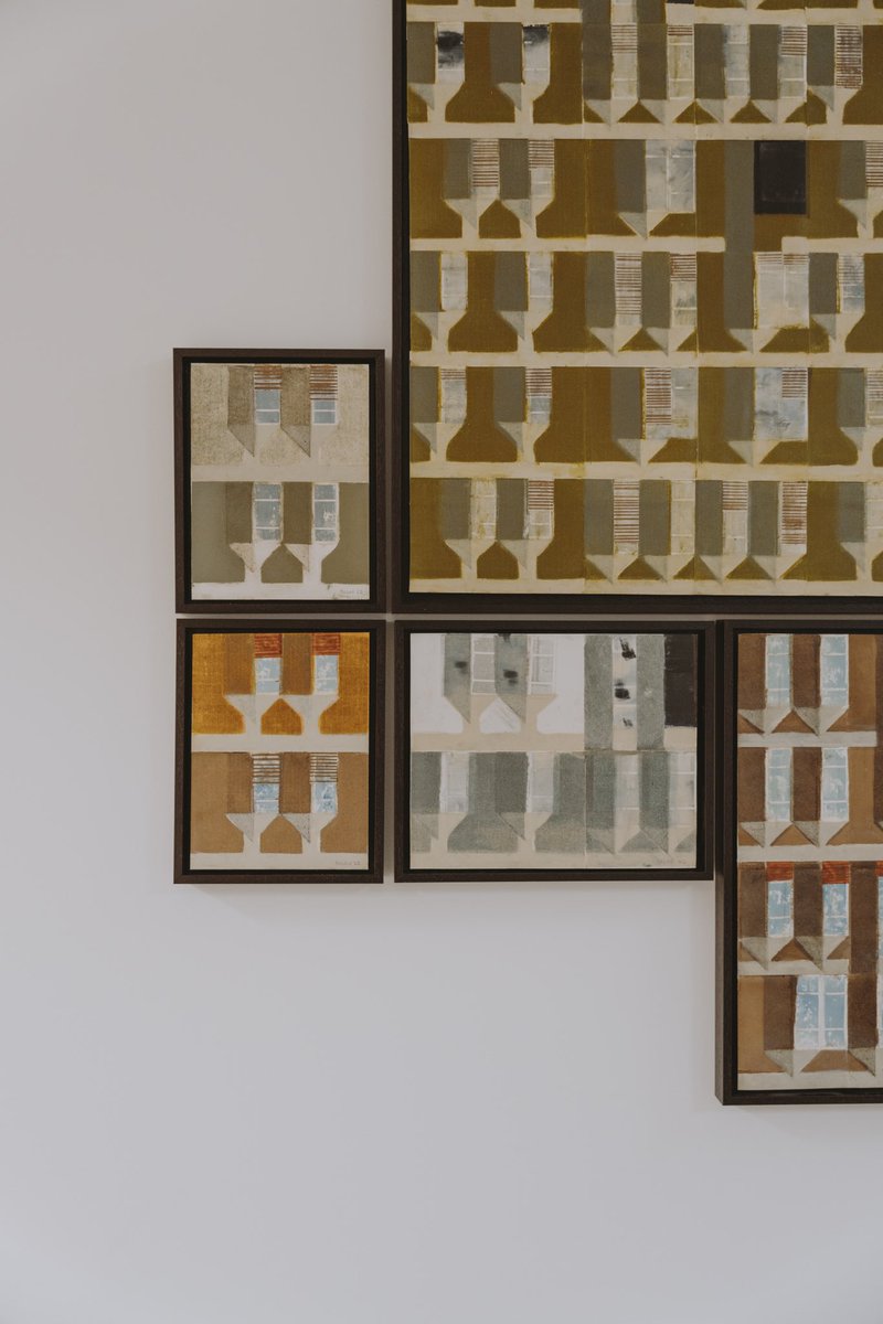 _palou_'s tweet photo. Meridiana grabado y collage sobre papel. Estudio cromático. Obra inspirada en el edificio de los arquitectos Martorell Bohigas Mackey de la avenida Meridiana de Barcelona. Edificio de vivienda social tambien conocido como la colmena. @santacole hasta mediados noviembre https://t.co/HXijTkIT5X