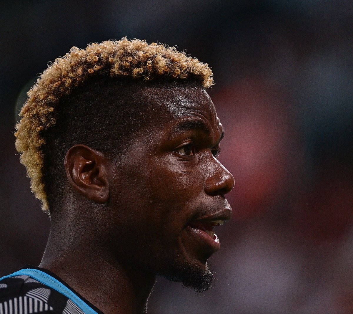 🚨 Paul Pogba is banned from having access to the Juventus training ground and the midfielder also no longer has the right to come into contact with club employees. (Source: @lequipe )