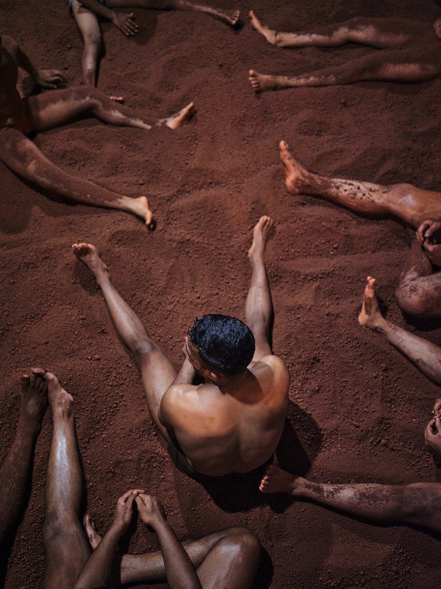 daakuJaisingh's tweet photo. INDIAN WRESTLING // MUDMEN
Photo essay 
#india #wrestlers #mudmen  #photoessay #kushti #photography #shotinindia #sportsmen #portrait #photographychallenge @NikonIndia https://t.co/Wl1o1PeKZR