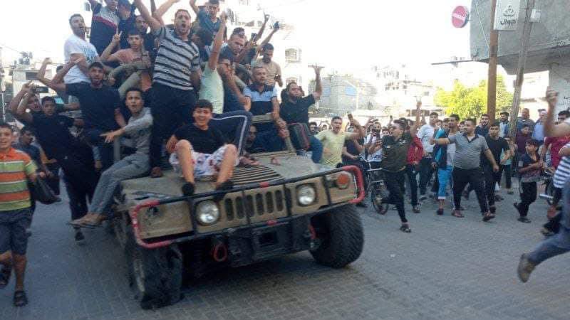 iyas233's tweet photo. يوم من أيام الله
يوم من أيام التحرير https://t.co/YVKKFr5pxn