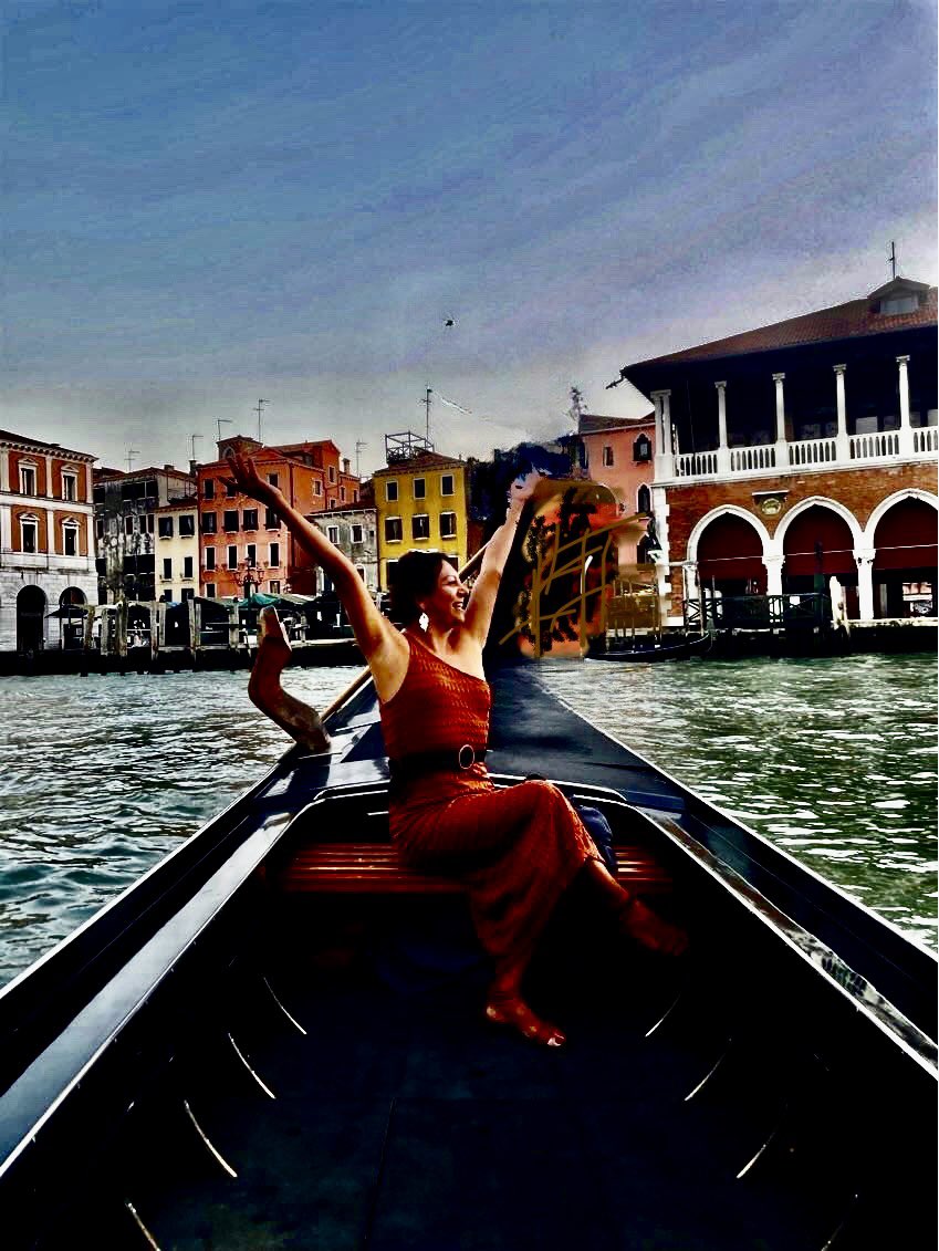 Tslady691's tweet photo. Attimi di Felicità! Buongiorno a tutti🦋💋🦋
#lavitadiunatrans #mytranslife #life #fetish #venicenow https://t.co/hYZllb9oX5. #bacicariuomi mi piacete un sacco !!! #ilovemen #💋 https://t.co/aN9Ubte0bI