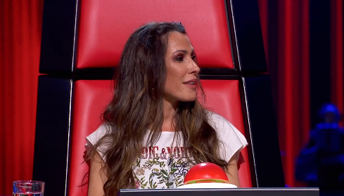 blvcom's tweet photo. 🎤Ayer las audiciones a ciegas de @LaVozAntena3 alcanzó a 4.106.000 ESPECTADORES ÚNICOS (AA). 

📈 El concurso de @antena3com congregó a una audiencia media de 1.494.000 espectadores y el 16.7% de share. #LaVoz | #LaVozAudiciones4

#Audiencias 📺 📊 https://t.co/ZR7ecYmO0Q