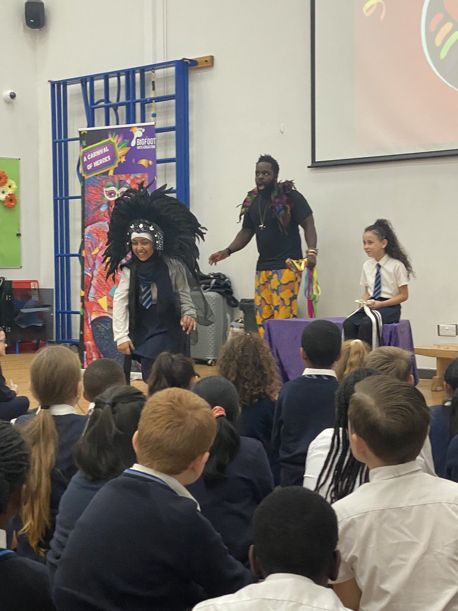 Moments like this are why teaching is the best job in the world♥️ Blown away by a pupils confidence, charisma and comedic timing- she had the whole audience smiling😄