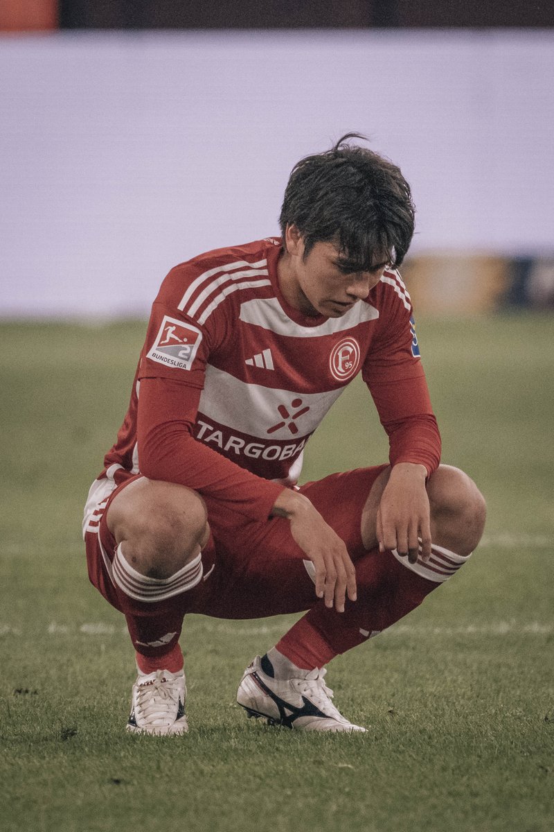 F95_jp's tweet photo. 切り替えよう👏
#フォルトゥナ | 🔴⚪️ | #F95OSN | #田中碧 | #アペルカンプ真大 | #内野貴史 https://t.co/PkKtItg8Ra