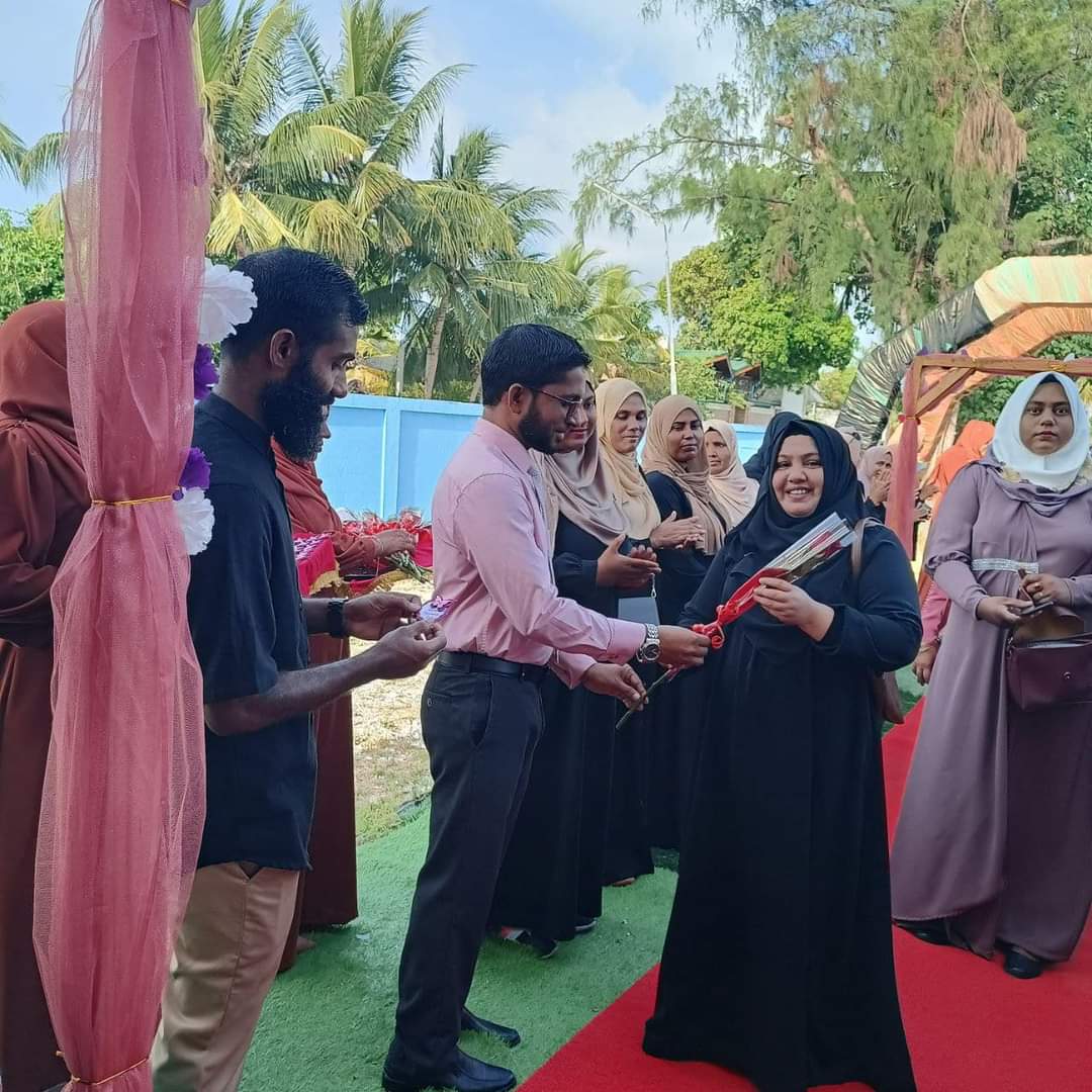Fuvahmulaku School (@fsfuvahmulah) on Twitter photo Teachers Day 2023
~ You are the bows from which your children as living arrows are sent forth.~
We want to extend our deepest thanks to our incredible school management , parents and admin staff for organizing this memorable day.
<a href="/MoEdumv/">Ministry of Education</a>
facebook.com/10005752159490… Teachers Day 2023
~ You are the bows from which your children as living arrows are sent forth.~
We want to extend our deepest thanks to our incredible school management , parents and admin staff for organizing this memorable day.
<a href="/MoEdumv/">Ministry of Education</a>
facebook.com/10005752159490…