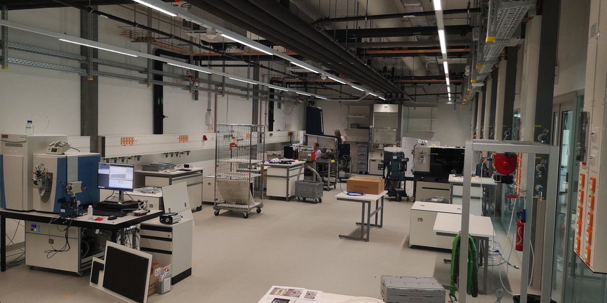 Already 1 year since we moved to the new <a href="/FGCZ_EN/">FGCZ</a> building!
Our #massspectrometry #proteomics lab 365 days ago...