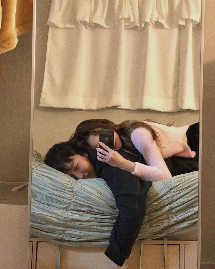 honeykhyewon's tweet photo. Tidur siang dulu 🩷 https://t.co/D8u0OVneaa