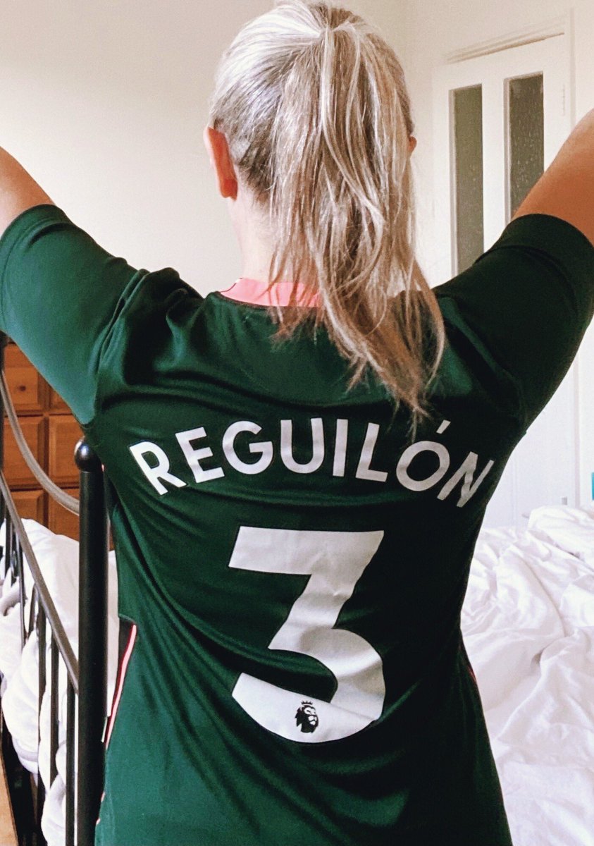 WhiteHartLiz's tweet photo. It’s GAME DAY!!! Luton v Tottenham Hotspur.
Lucky dip shirt for the day is Reguilon! Due to a busy weekend I won’t be watching this game live, so will have to check in for results. Nothing changes though. Still wearing the shirt. Up the Spurs!! #COYS #TTID #THFC #LUTTOT #Regui https://t.co/KmbAwadGtw