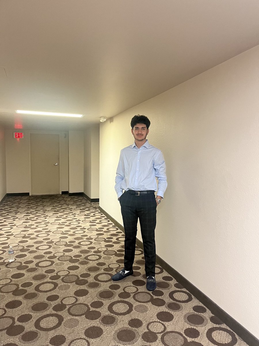 traqzin's tweet image. 19 years young blessed to see another year 🥳