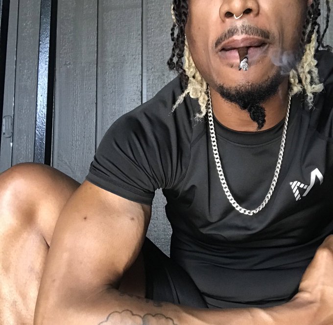 O N L Y F A N S 🎞 SALE🤑 N O W 🥵🍾 https://t.co/u8WThCQ4vm