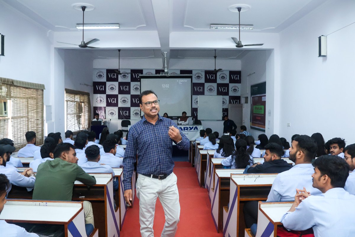 vgigreaternoida's tweet photo. Vishveshwarya Group of Institutions remains committed to providing enriching educational experiences that go beyond the classroom, empowering our students with practical knowledge and industry-relevant skills.

#VGINoida #organized #dynamicworkshop #PythonPrograming #Seminarhall https://t.co/6Fortd8yaH