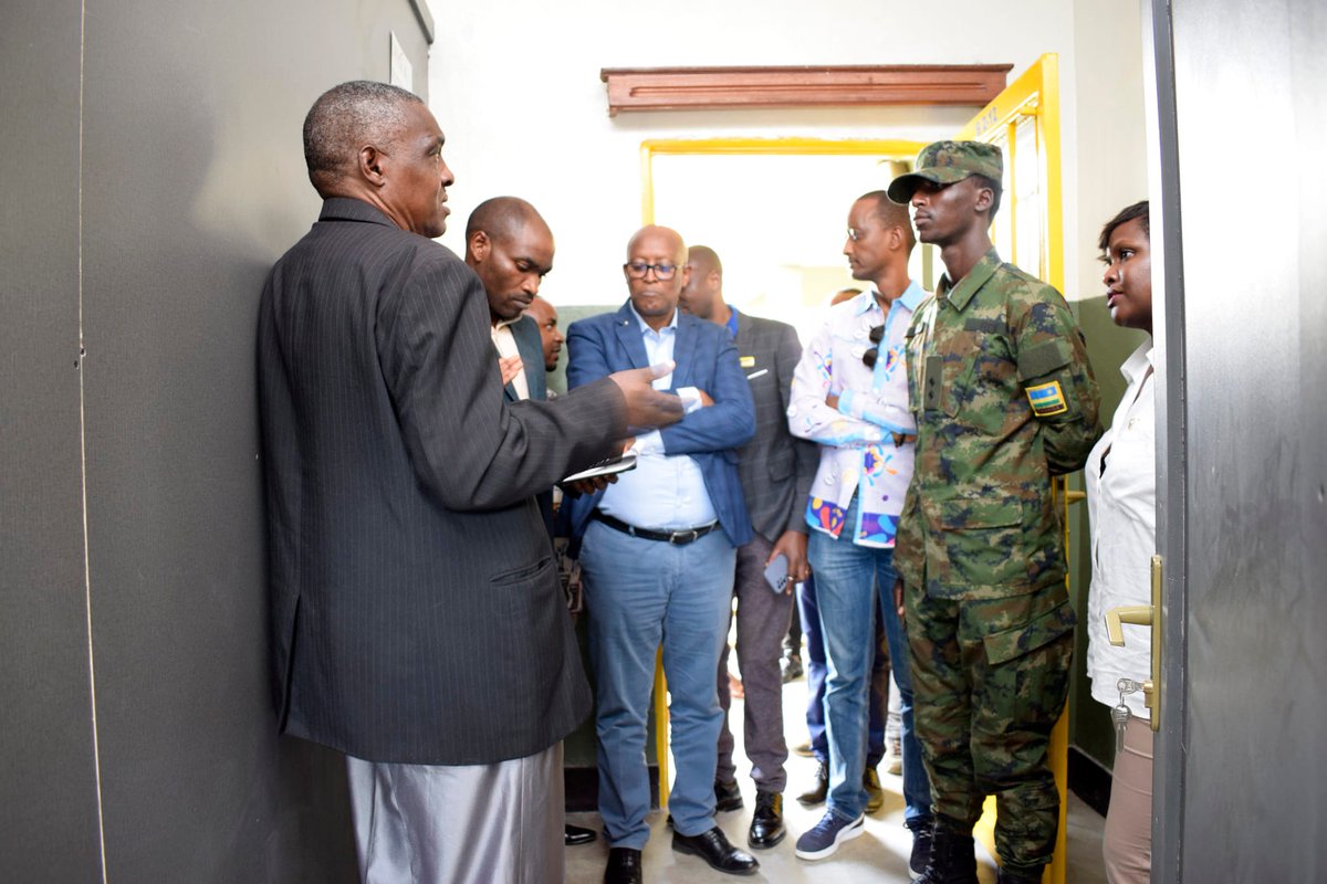 UbumweCommunity's tweet photo. Yesterday was an official opening for our orthopedic workshop after a three month training for our staff who will be using it to make the devices...
Special thanks to the UK Rotary club and to everyone who made this possible. @RBCRwanda @RubavuDistrict https://t.co/f3ja7ZZKDr