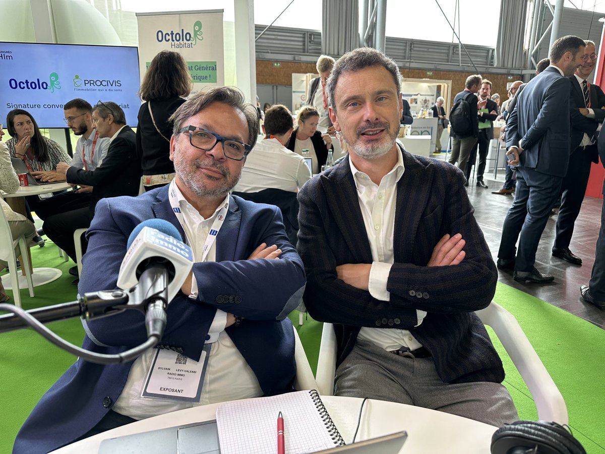 Fin du #congreshlm, mon itw avec <a href="/slevywebradios/">Sylvain radio.immo</a> radio.immo 🎧 sur les annonces de <a href="/ChristopheBechu/">Christophe Béchu</a> &amp; <a href="/P_Vergriete/">Patrice Vergriete</a> : Décentralisation / #PTZ / #Logement intermédiaire 🤞🏻
<a href="/Procivis/">Procivis</a> <a href="/MaxTaillebois/">Maxime Taillebois </a> <a href="/CDC_Habitat/">Groupe CDC Habitat</a> <a href="/GroupeGambetta/">Groupe Gambetta</a> #immobilier radio.immo/broadcast/6977…