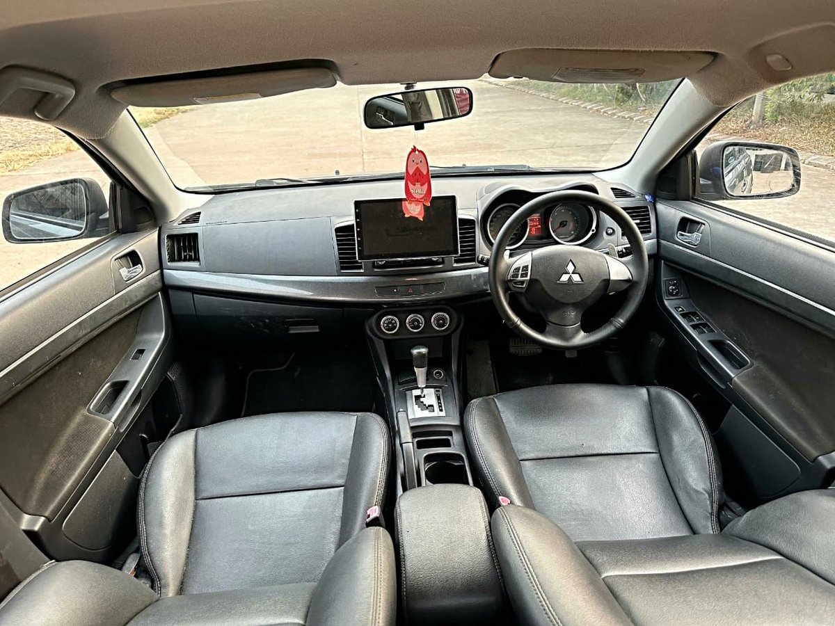 MasMasBiassaa's tweet photo. Jeneng tok ae Lancer, asline mah galant reborn, wkwkkw
Mobile pak kapulisen

Harga murah, tampilan WAH!
#TitipJual

Mitsubishi Lancer EX GT Mivec
Automatic Transmission (AT)
Tahun 2008
Plat B Genap Batavia
Pajak Mei 2024
Kilometer 150rb
Atas nama perorangan

Headunit Android 10”
Audio Steering
Pedal Shift
Semua berfungsi sehat dan normal

Buka harga 150jt

WA : https://t.co/v26EnlxEFH