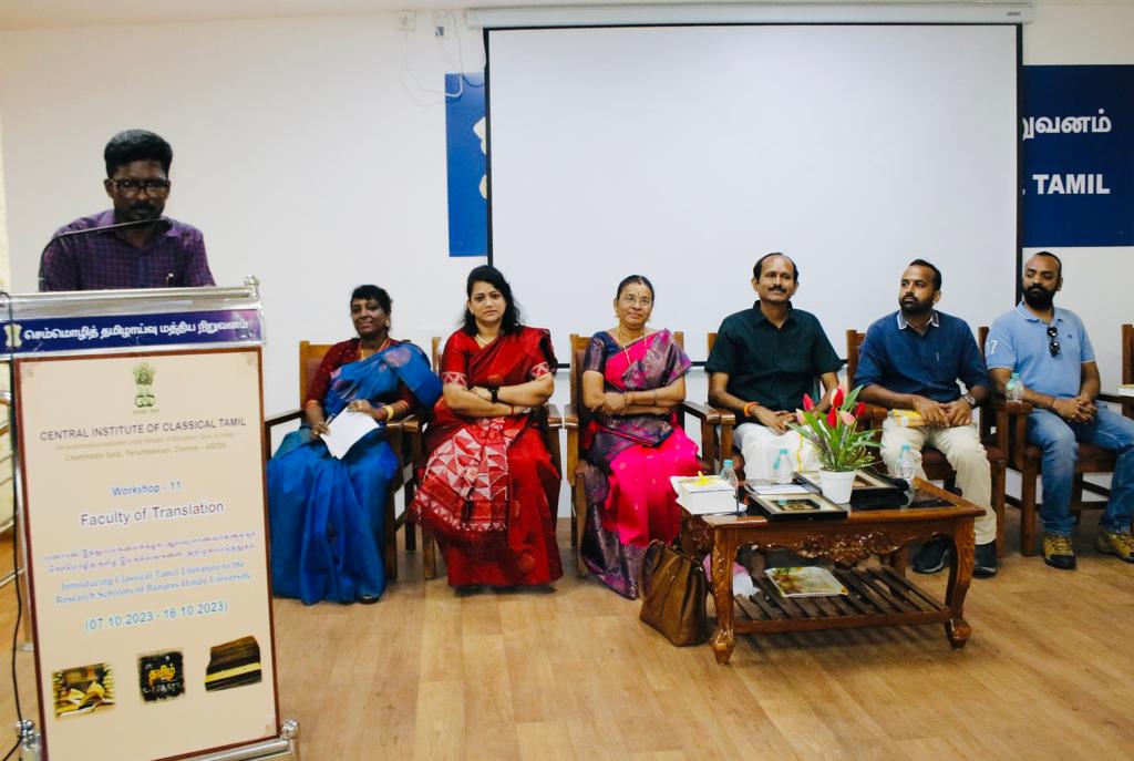 CICTOfficial's tweet photo. பனாரஸ் இந்து பல்கலைக்கழக ஆய்வு மாணவர்களுக்குச்  #செம்மொழித் #தமிழ் இலக்கியங்களை அறிமுகப்படுத்துதல்
தொடக்க விழா
Introducing #Classical #Tamil Literature to the #Research Scholars of Banars Hindu University
Inaugural function
#BHU #CICT 
@bhupro
 @VCofficeBHU
 @Rachandrasekar https://t.co/R4BqbfyGGg