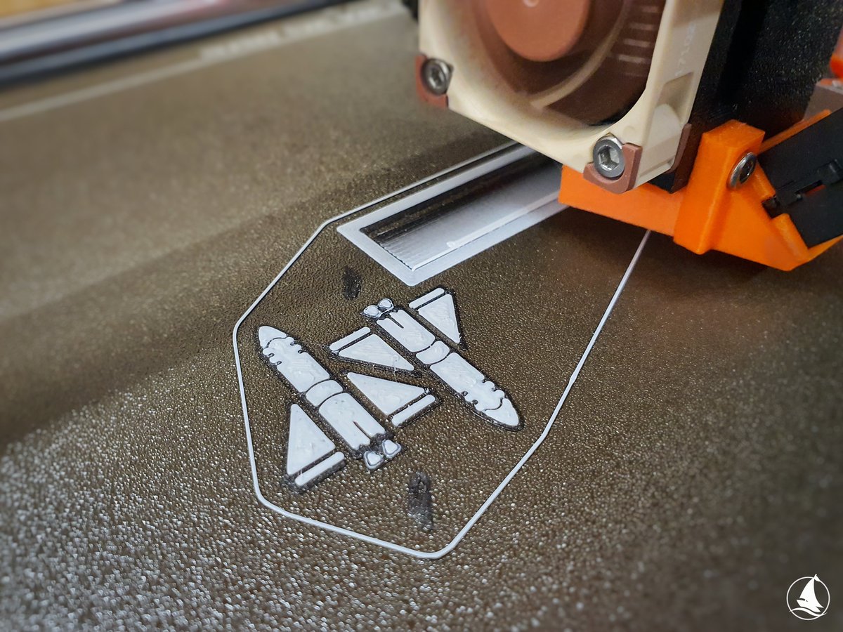 schiffer_soft's tweet photo. 🚨✨ #SCD23project ✨🚨Post24
A new day, a new letter.🤙 6/10 of my mega #TEAMSPACE project.💪Can you figure out today's crator ?👀 Link him below.
...
T-13 days until @spacecreatorday 2023
...
#SpaceShuttle #SRBs #schiffer_soft https://t.co/Kh7AEyYPGb