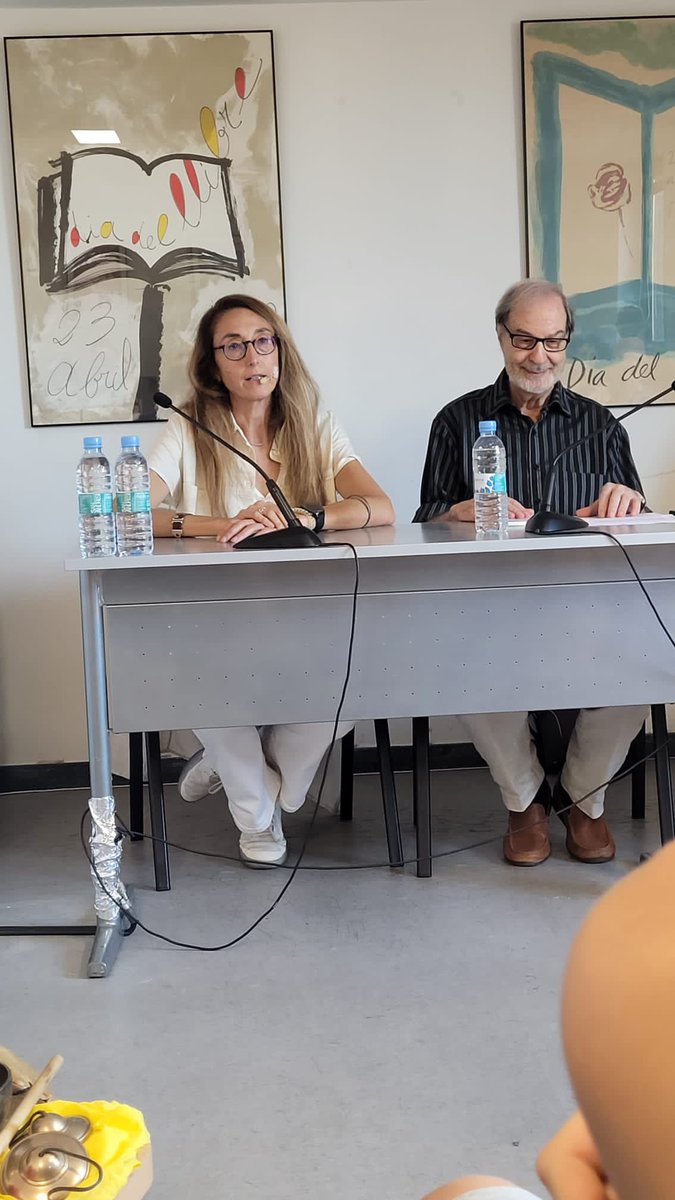 LaberintoAriadn's tweet photo. Imágenes de la presentación del poemario “Montse” de Rosmarí Torrens. Una celebración de la vida y caricia para los sentidos #poesía #literatura #arte #cultura #Barcelona https://t.co/5G85vPlO3Q