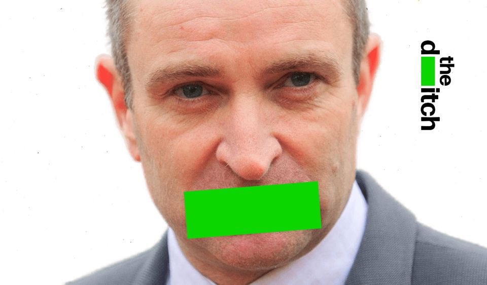 paddycosgrave's tweet photo. A politician’s wife requests to buy public land from her local county council. Her councillor husband then votes to sell that public land a few weeks later. The land is then purchased from the council by that councillor’s wife.
That politician is now a government minister of state. His name is Niall Collins & he is corrupt.