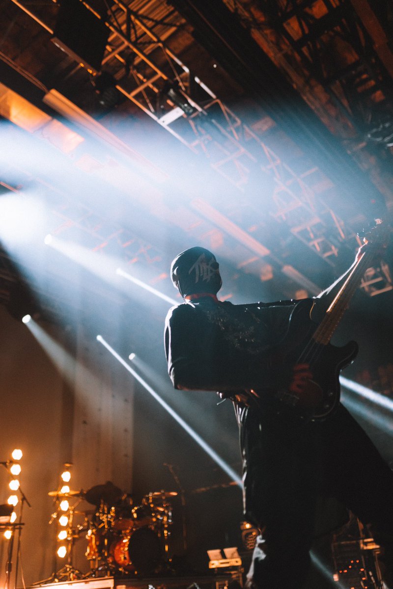 Sleep_Token's tweet photo. Sacred moments in time, captured in Anaheim by @Adamrosssi 

Tonight, @AFTERSHOCKSAC shall gather in Worship. https://t.co/nvpuTWybtm