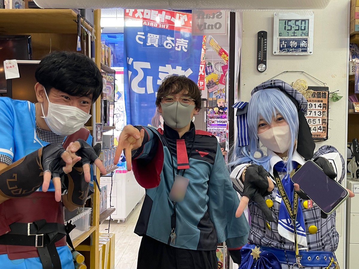 greatyorozuya's tweet photo. ギャル...なのか........？

 #グレヨロ https://t.co/iVbgWyhiH1