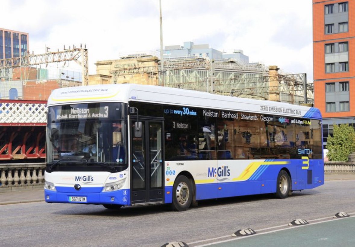 alexhornbyrail's tweet photo. Electric views in Glasgow 👀
#Switch3 #Switch38 #GlasgowNightbus
We’re @mcgillswest 🚌⚡️ https://t.co/Mi3evgShG7
