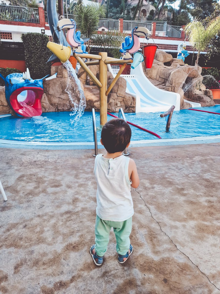 Con ganas de piscina... #BCNTB10 #InLloret2023 #MyLloret