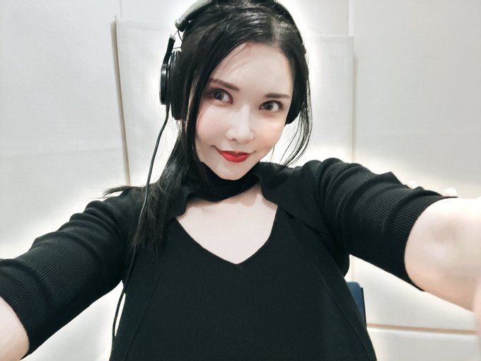 Pre-production and recording!!
BLACK DIAMOND @BD20230321
preparing just for you.
BLACK DIAMOND
??????????????????
?????????????