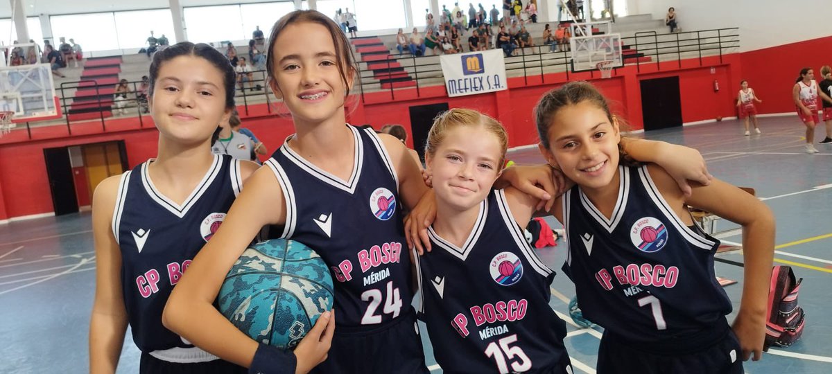 CPBoscoMerida's tweet photo. ¡Disfrutando nuestras alevines del Torneo EX5! ¡Seguid así, chicas! https://t.co/izciDv5TVI