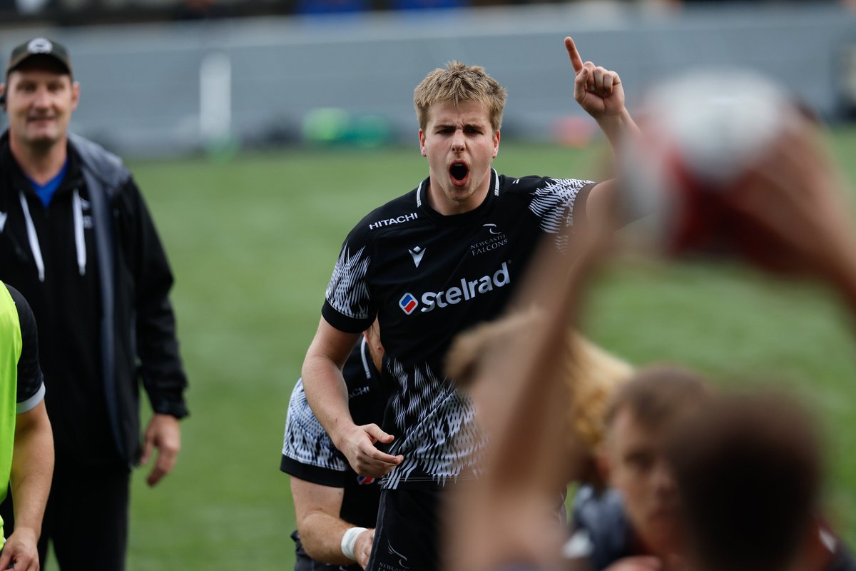 NCL_RedBulls's tweet photo. Debuts pending.

4⃣ in line for their Falcons debuts tomorrow afternoon.

Go well lads! 🤩👏

@OliverS70084795 • @SamClar23750007 • @FinnBaker4 • @MPepper7