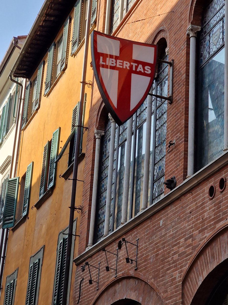 antoniopalmieri's tweet image. Pisa, Corso Italia. Curiosità...
#7ottobre #artificiale #internetfestival2023