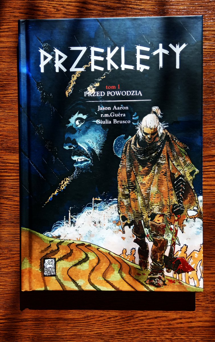 pop_kulturowy's tweet photo. Mroczna i emocjonująca podróż przez brutalny (momentami wręcz skrajnie) świat, ożywiony wyjątkową grafiką i niezłą narracją. #recenzja #komiks #muchacomics #współpracabarterowa
https://t.co/gDKYemLBL9 https://t.co/SiOPQMlZIJ