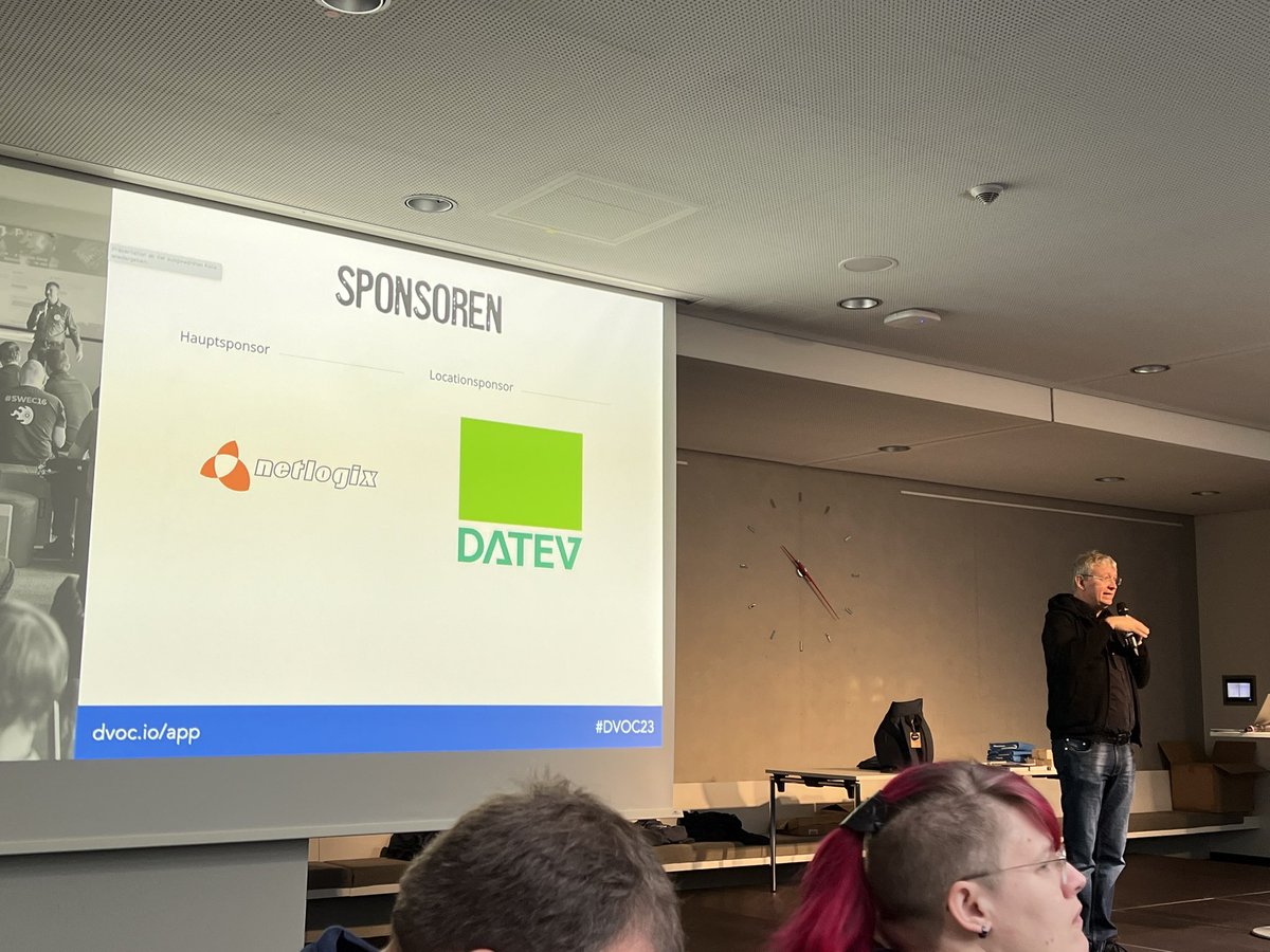 dnsmichi's tweet image. 14. #devopscamp kickoff 

Thanks to all sponsors 🔥