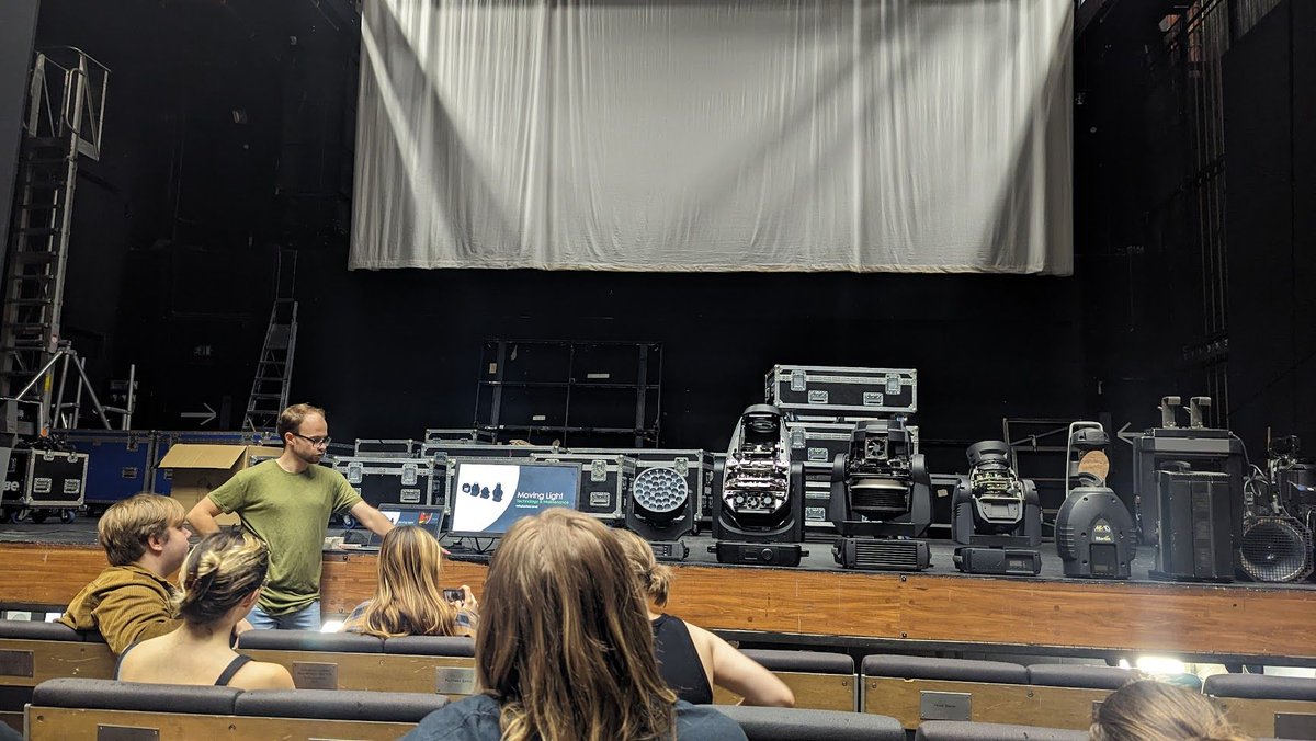 Moving Light history and maintenance! Can you spot some old favourites? #DramaSchool #RoyalAcademyOfDramaticArt #RADA #TheatreLife #TheatreLighting 
(A cornucopia of moving lights are on display. All of their motors and gears are on display)
