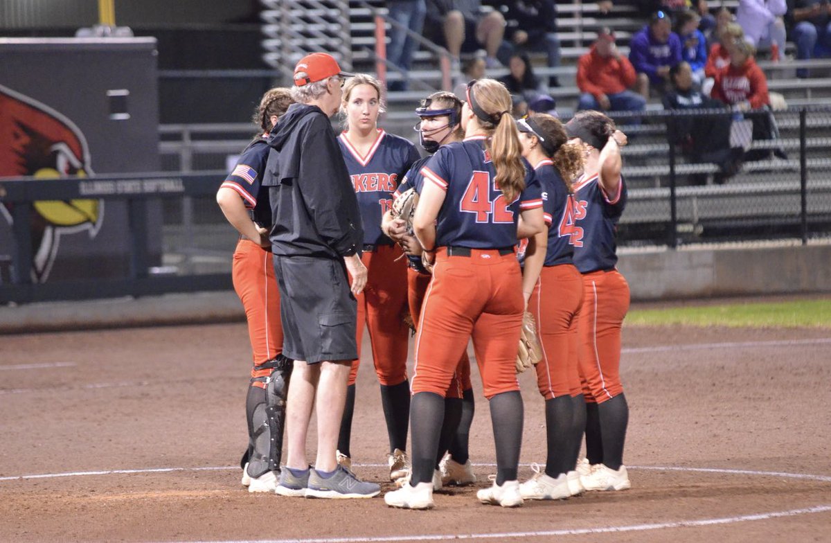 LakeLandSoftball tweet media
